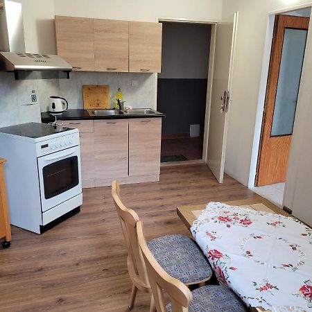 Studentska Apartments Karlowe Wary Zewnętrze zdjęcie