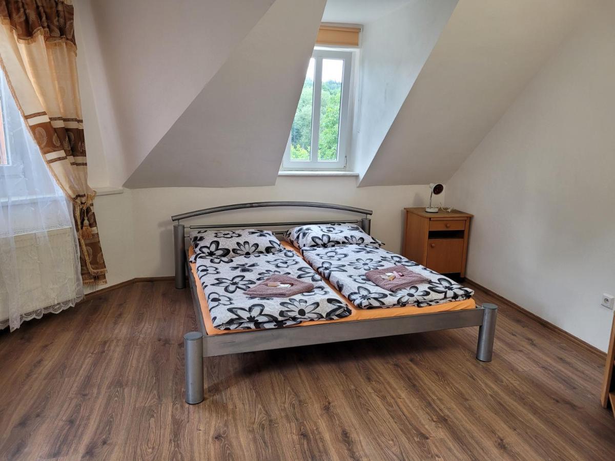 Studentska Apartments Karlowe Wary Zewnętrze zdjęcie